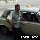 Общество: В Житомире и Бердичеве бастуют таксисты. ФОТО