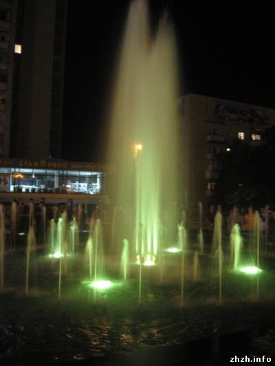В Житомирі запустили рекунструйований фонтан